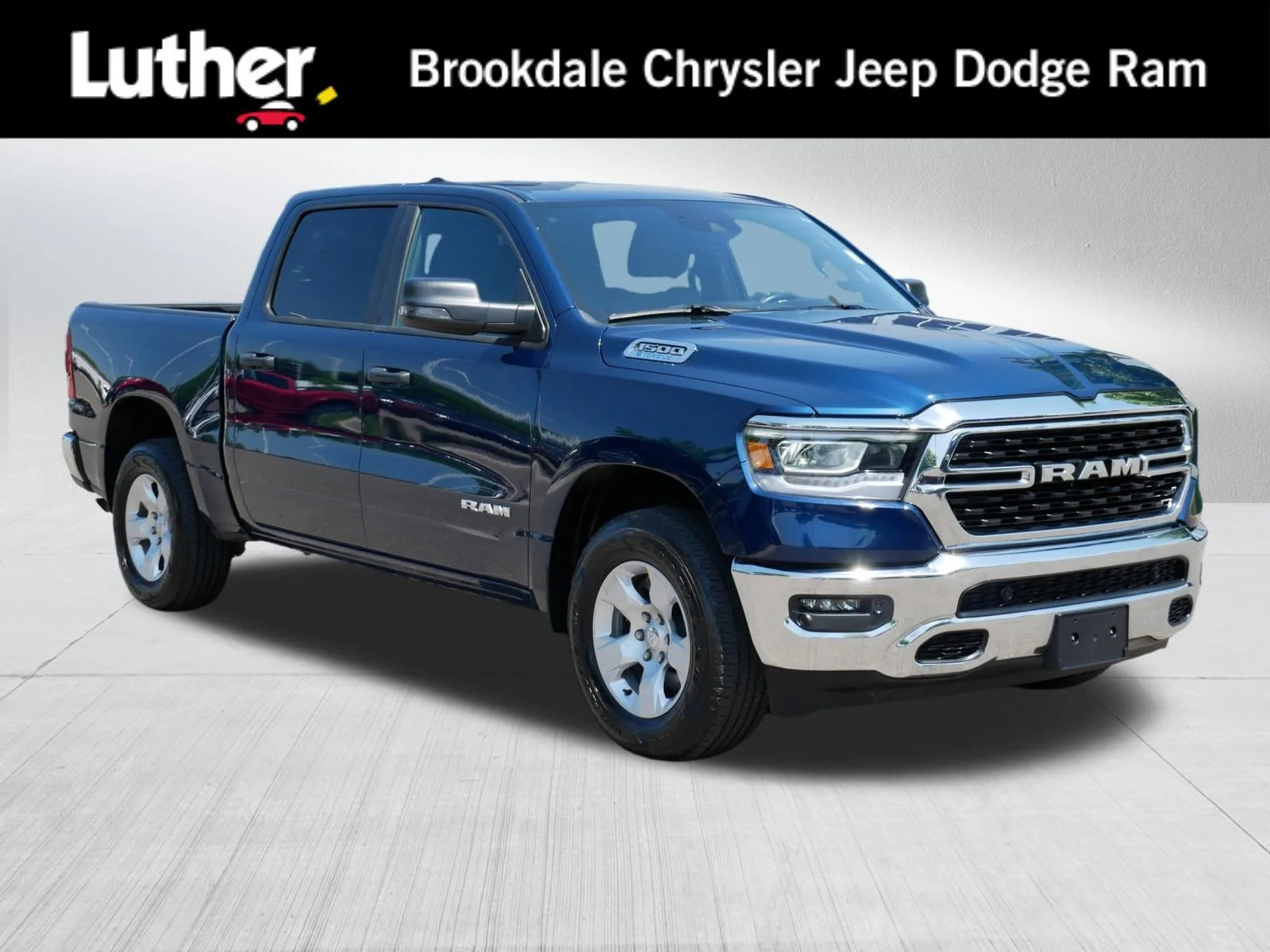 2023 RAM 1500 Big Horn/Lone Star 4x4 Crew Cab 5'7's photo