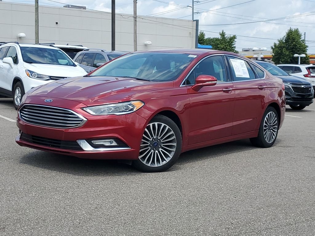 Used 2017 Red Ford SE image 33