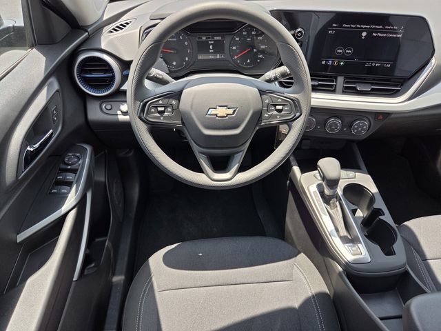 2026 Chevrolet Trax LS - Photo 10