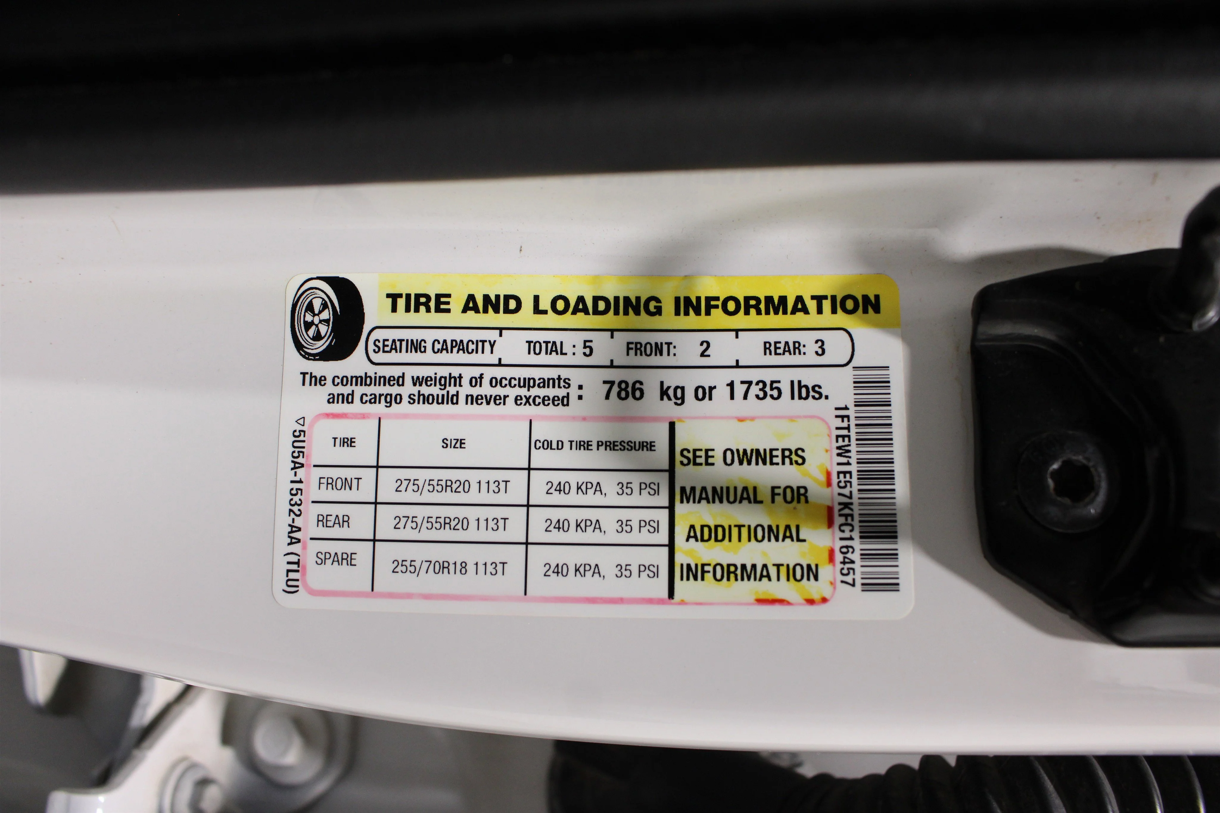 Used 2019 White Platinum Metallic Tri-Coat Ford Platinum image 36