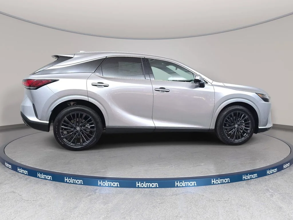 New 2026 Iridium Lexus PREMIUM image 4