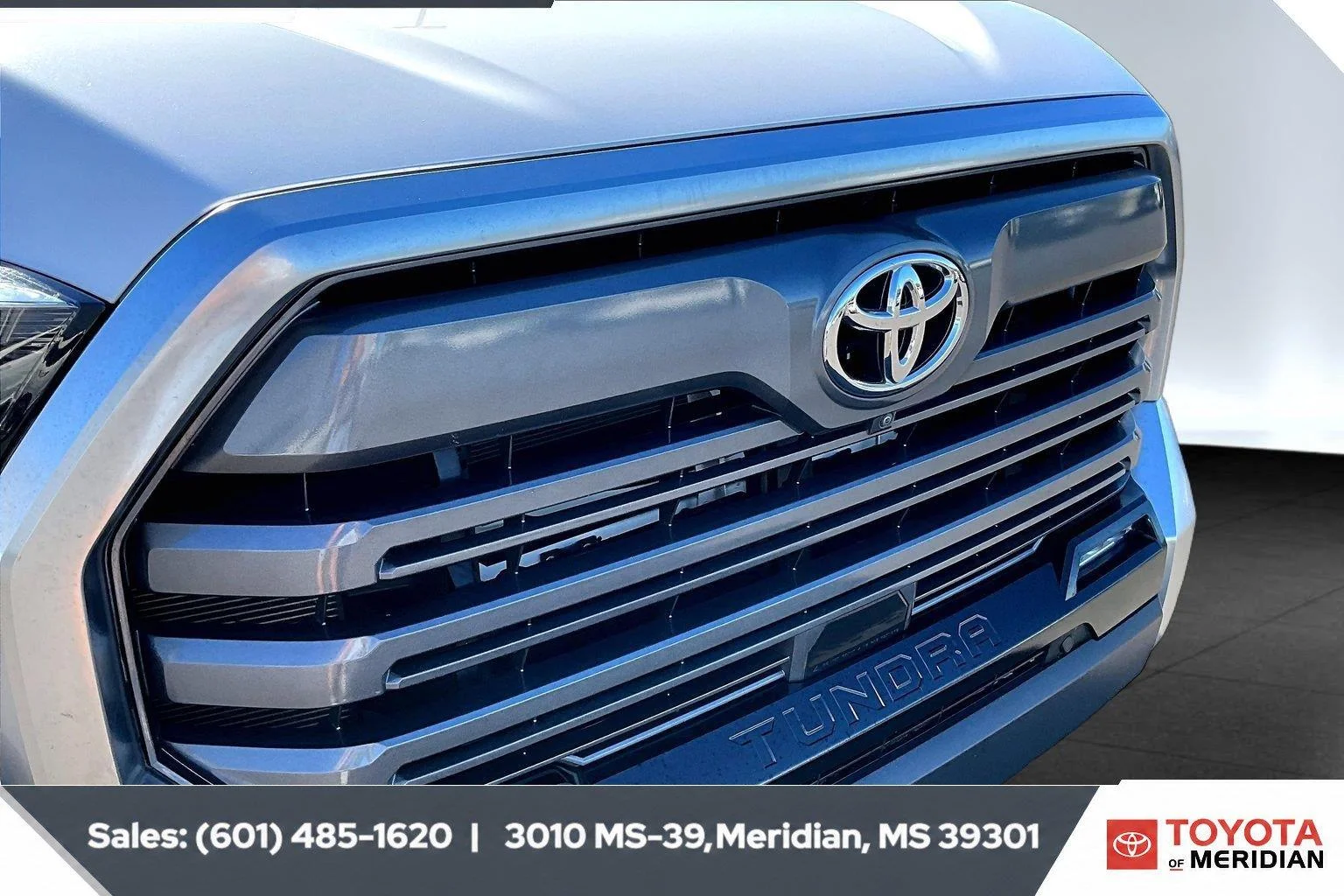Used 2024 Ice Cap Toyota Limited image 21