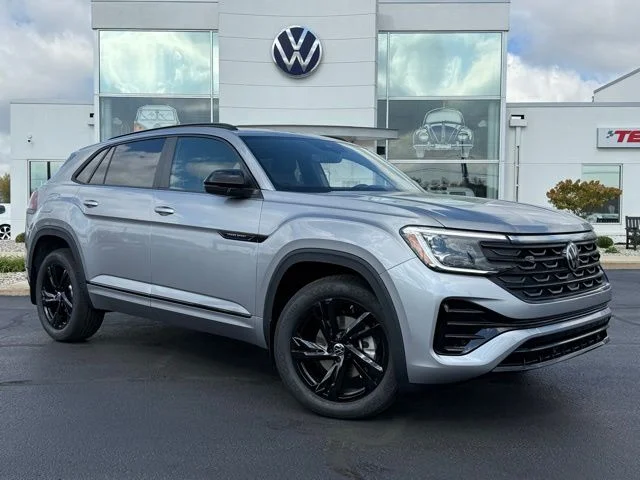 2026 Volkswagen Atlas Cross Sport 2.0T SEL R-Line Black