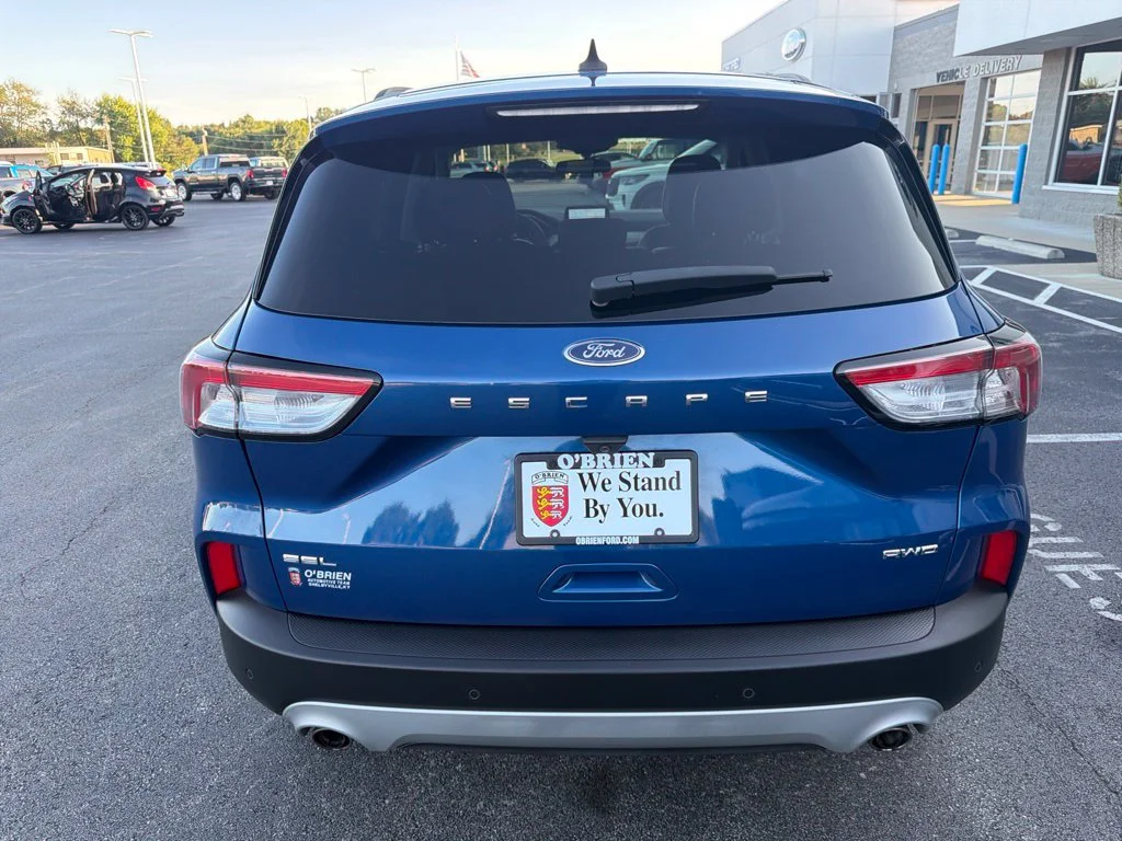 Used 2022 Blue Metallic Ford SEL image 3