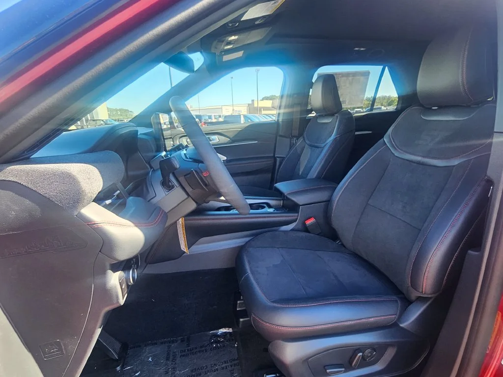New 2027 Ruby Red Metallic Tinted Clearcoat Ford ST image 4