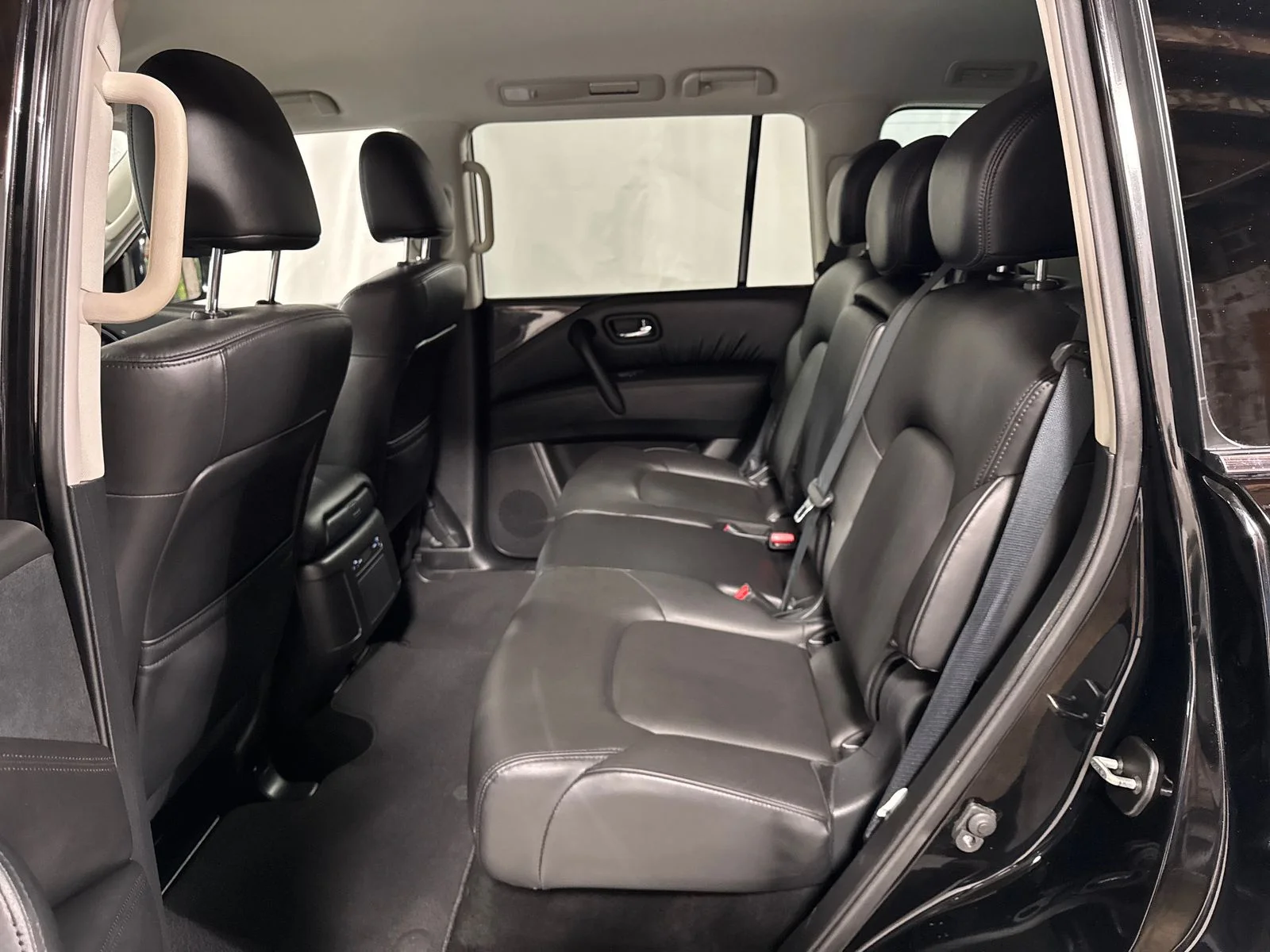 Used 2023 Black Nissan SV image 5