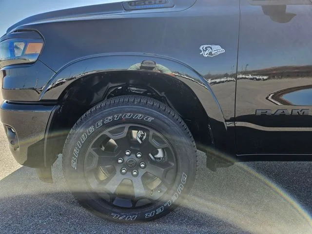New 2026 Diamond Black Crystal Pearl-Coat Exterior Paint RAM Big Horn/Lone Star image 27