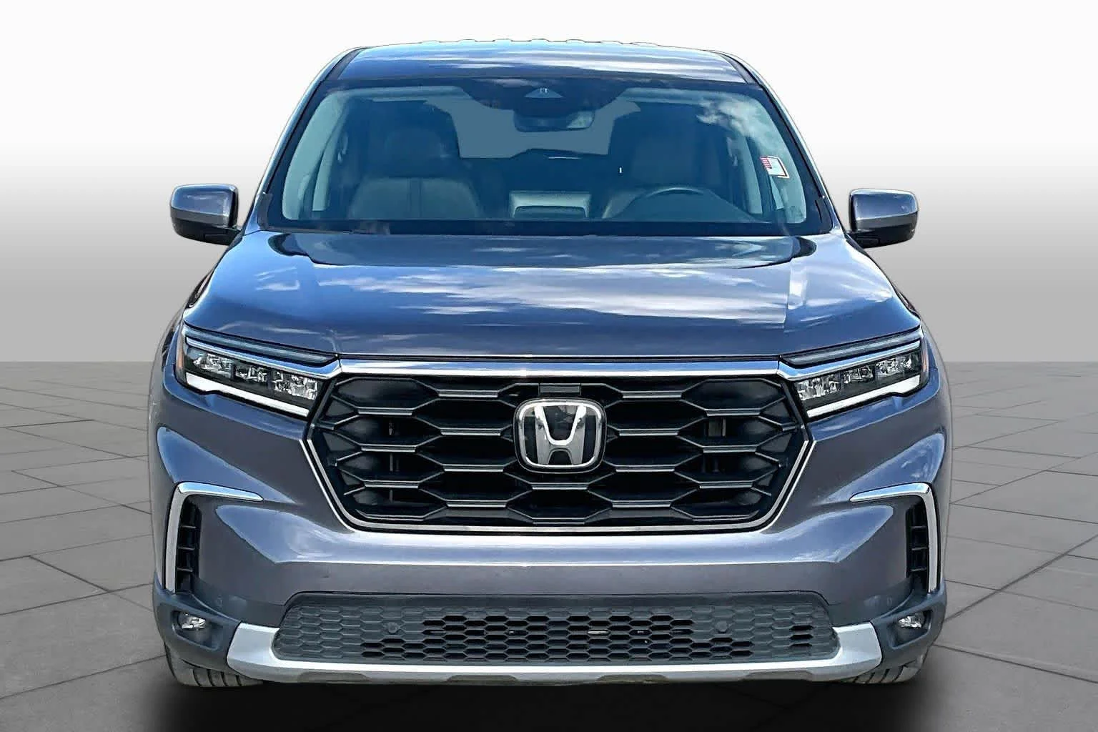 Used 2024 Modern Steel Metallic Honda EX-L 7 Passenger image 4