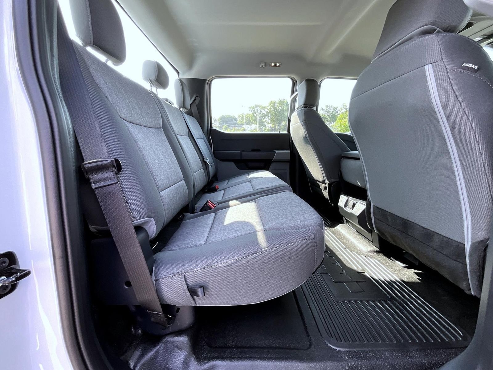 New 2026 Oxford White Ford XL image 20