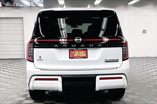 New 2026 Everest White Pearl Tricoat Nissan Platinum Reserve image 5