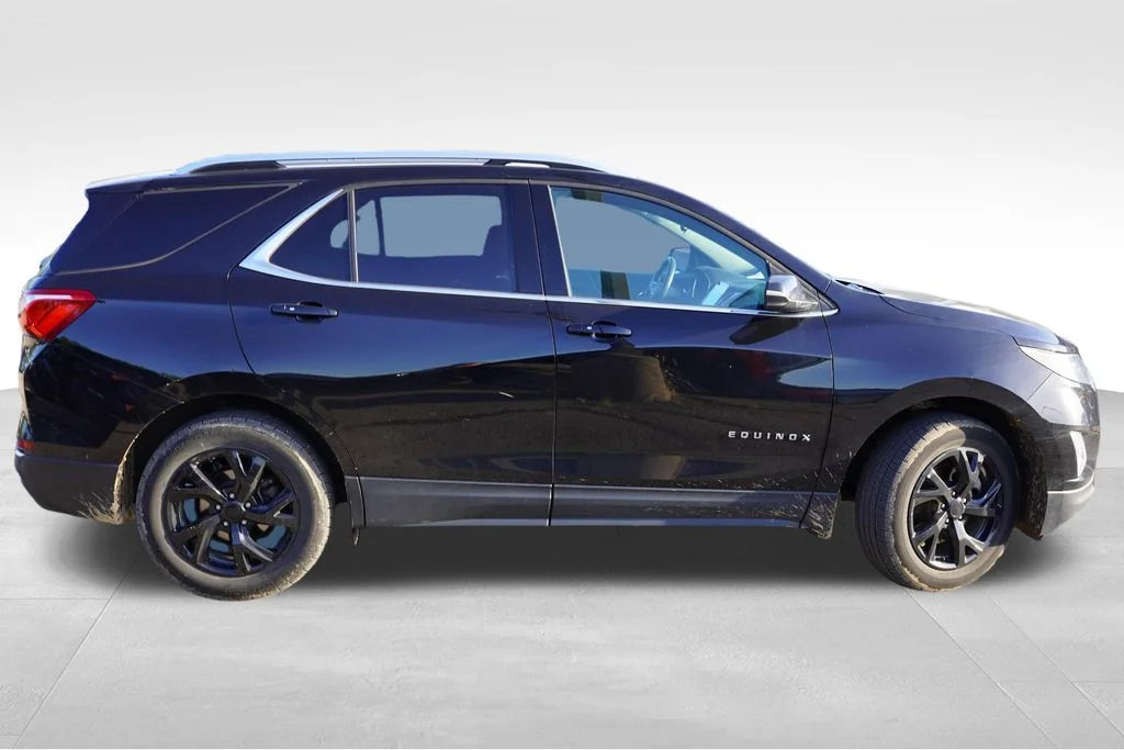 Used 2019 Mosaic Black Metallic Chevrolet LT image 2