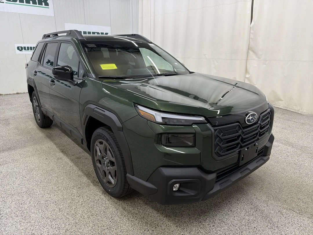 2026 Subaru Outback Premium's photo