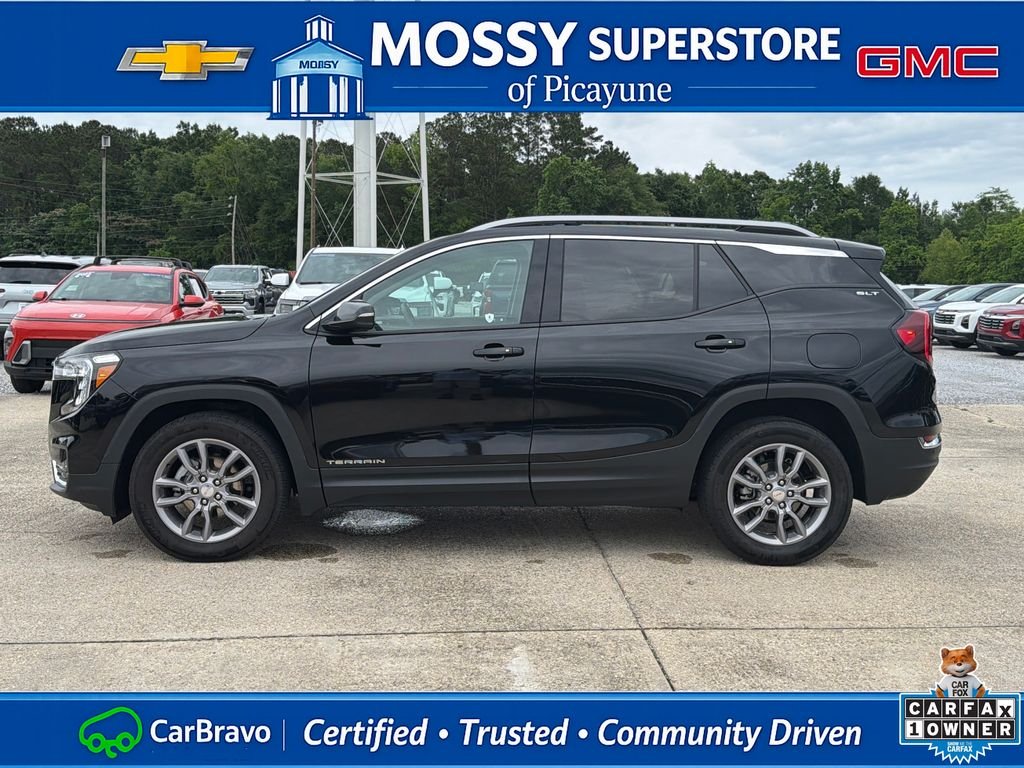 Used 2024 Black GMC SLT image 3