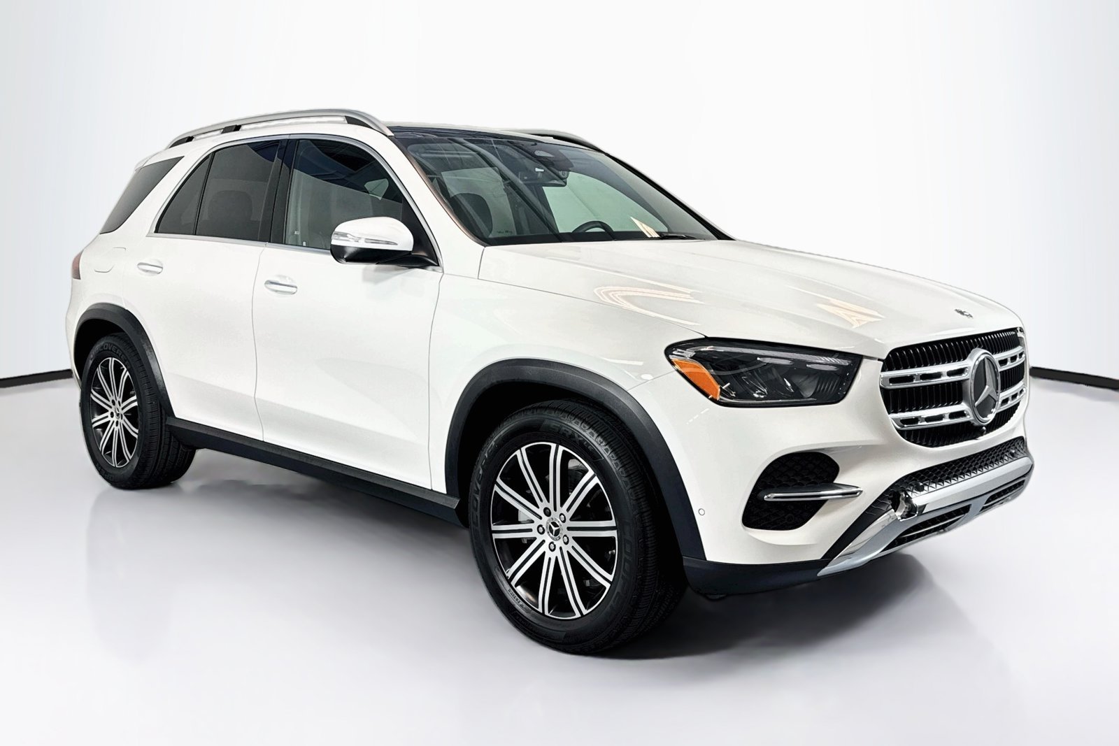 New 2026 Polar White Mercedes-Benz GLE 350 image 3