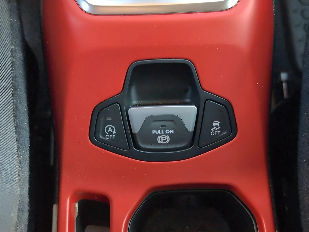 Used 2021 Omaha Orange Clearcoat Jeep Trailhawk image 22