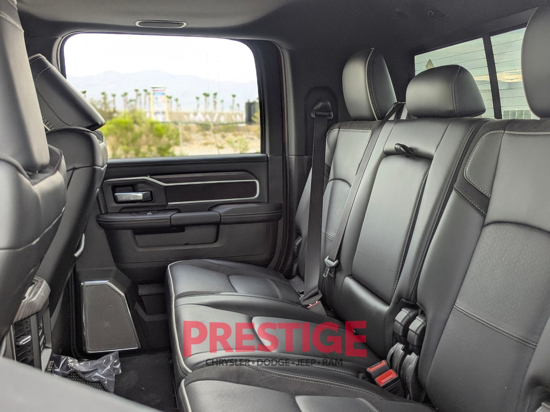 New 2026 Molten Red Pearl-Coat Exterior Paint RAM Laramie image 28