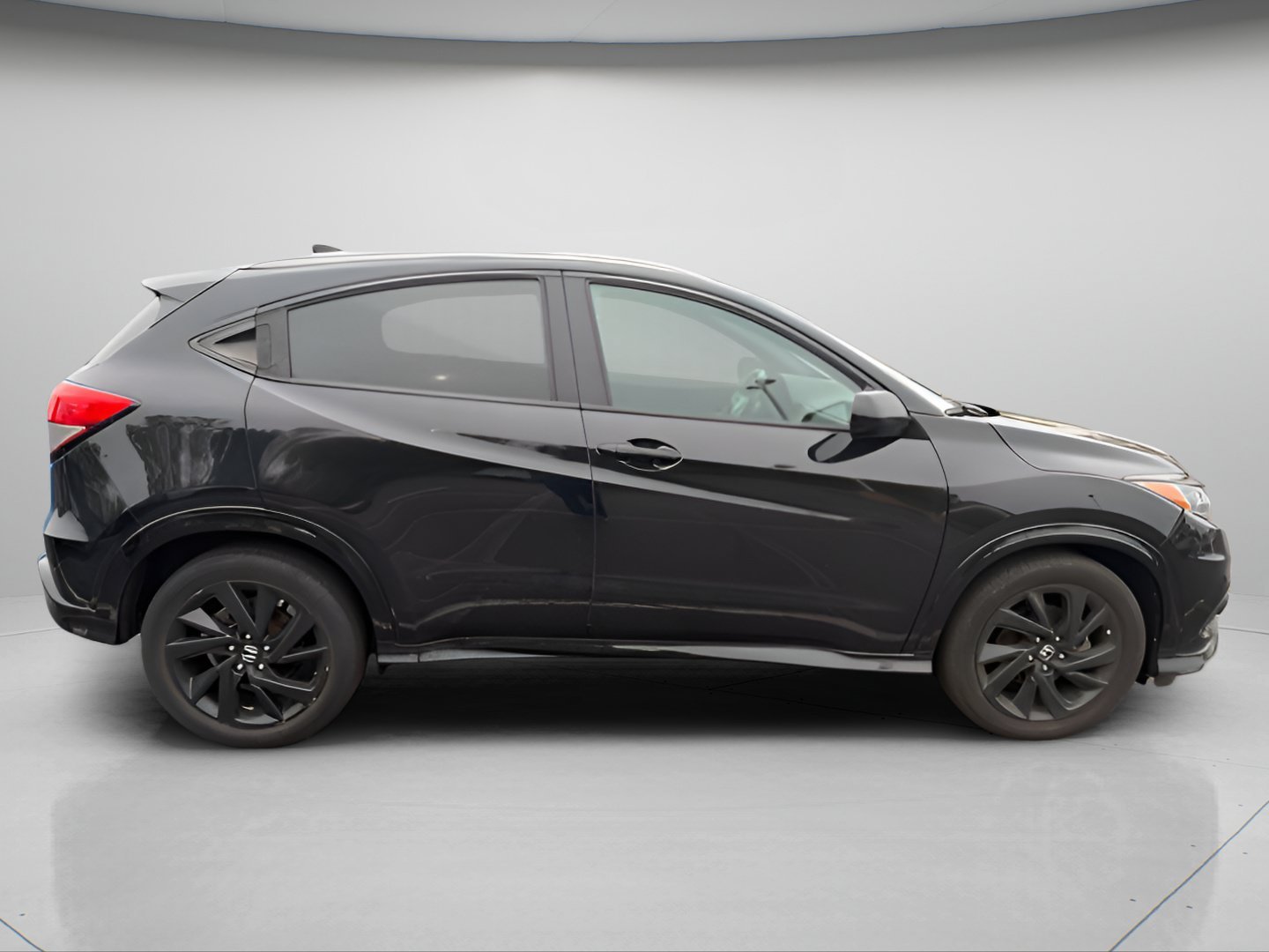 Used 2021 Crystal Black Pearl Honda Sport image 5