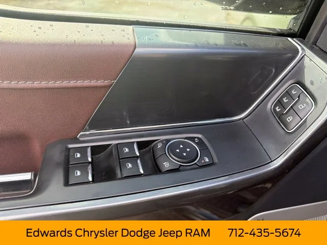 Used 2023 White Ford Lariat image 15