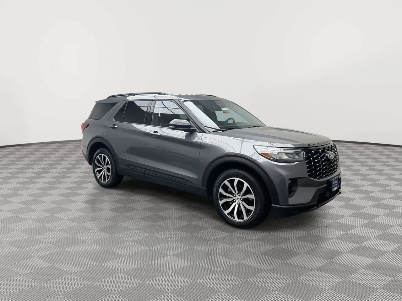 Used 2025 Gray Ford ST-Line image 44