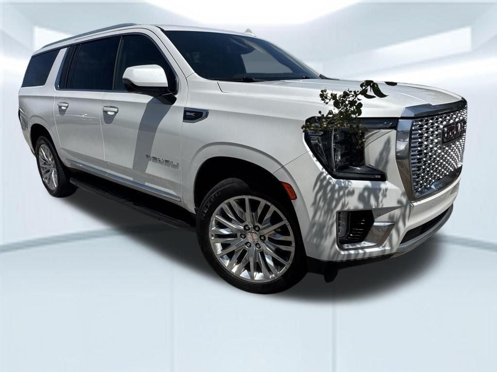 Used 2023 White GMC Denali image 2