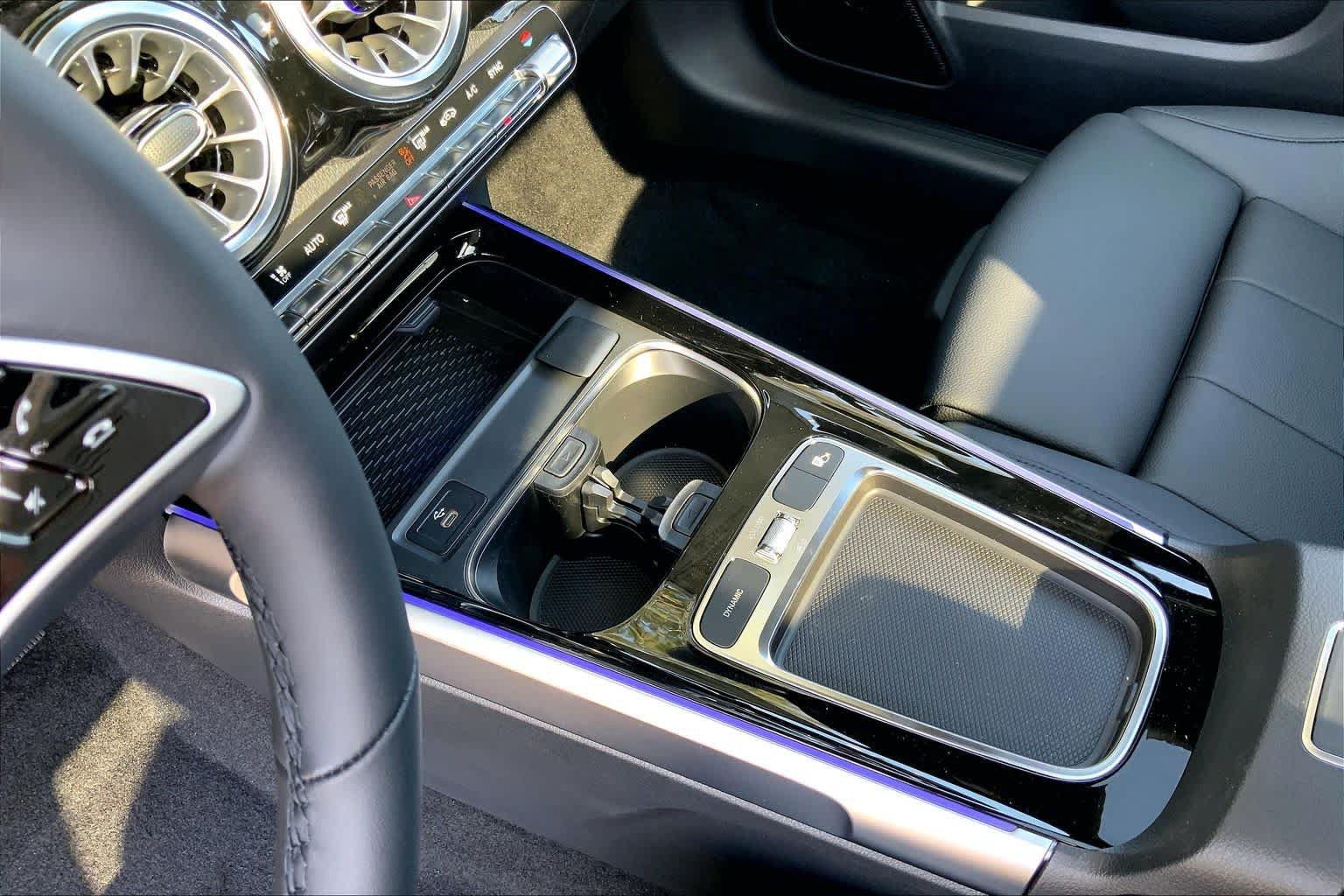 New 2026 Mountain Grey Metallic Mercedes-Benz GLB 250 image 7