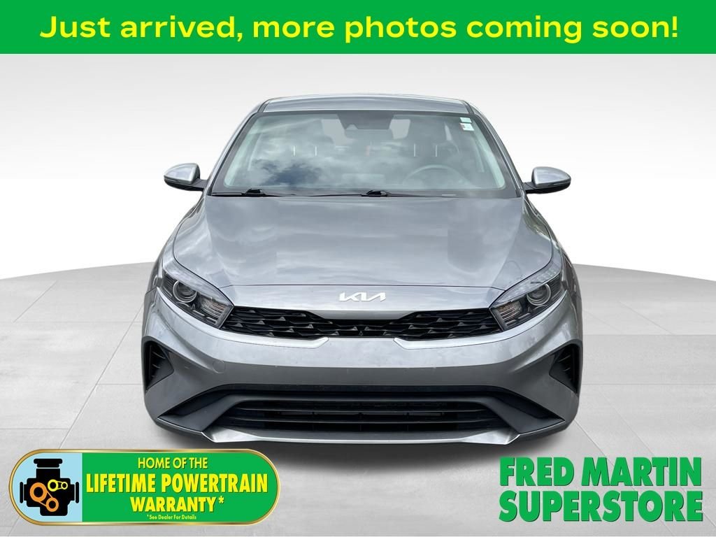 2023 Kia Forte LXS AT's photo