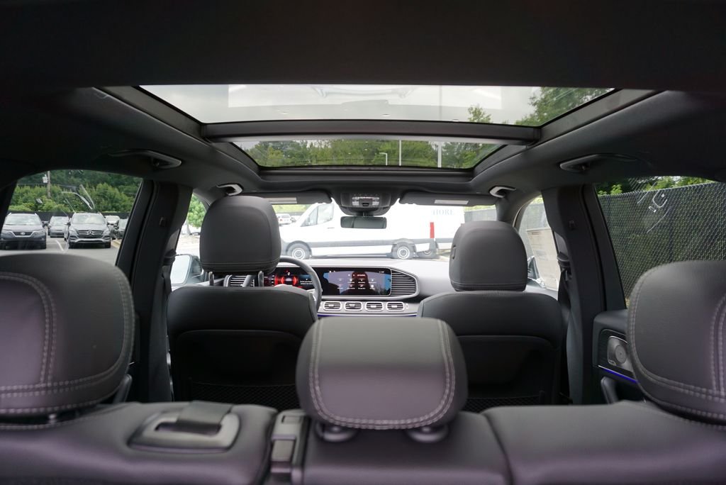 Used 2026 Obsidian Black Metallic Mercedes-Benz GLE 350 image 77