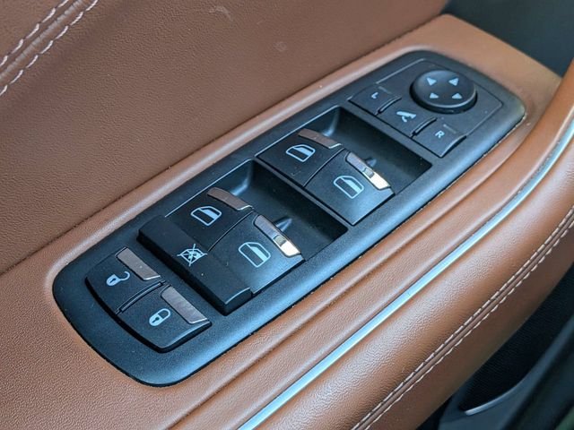Used 2018 Gray Maserati GranLusso image 25