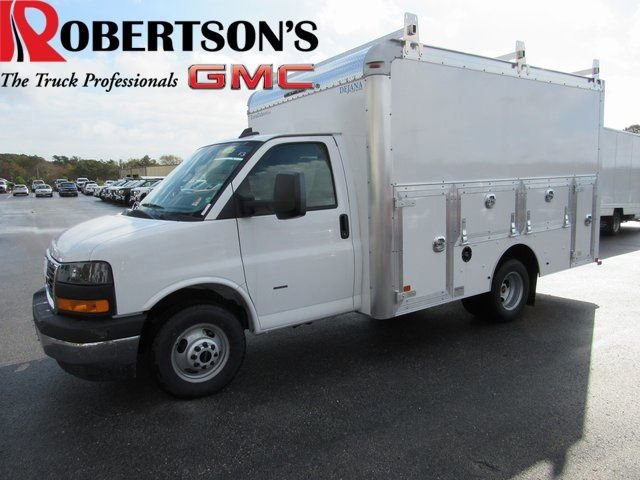 2025 GMC Savana 3500 139" WB's photo