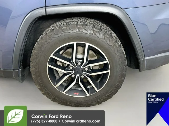 Used 2021 Pacific Blue Clearcoat Jeep Trailhawk image 34