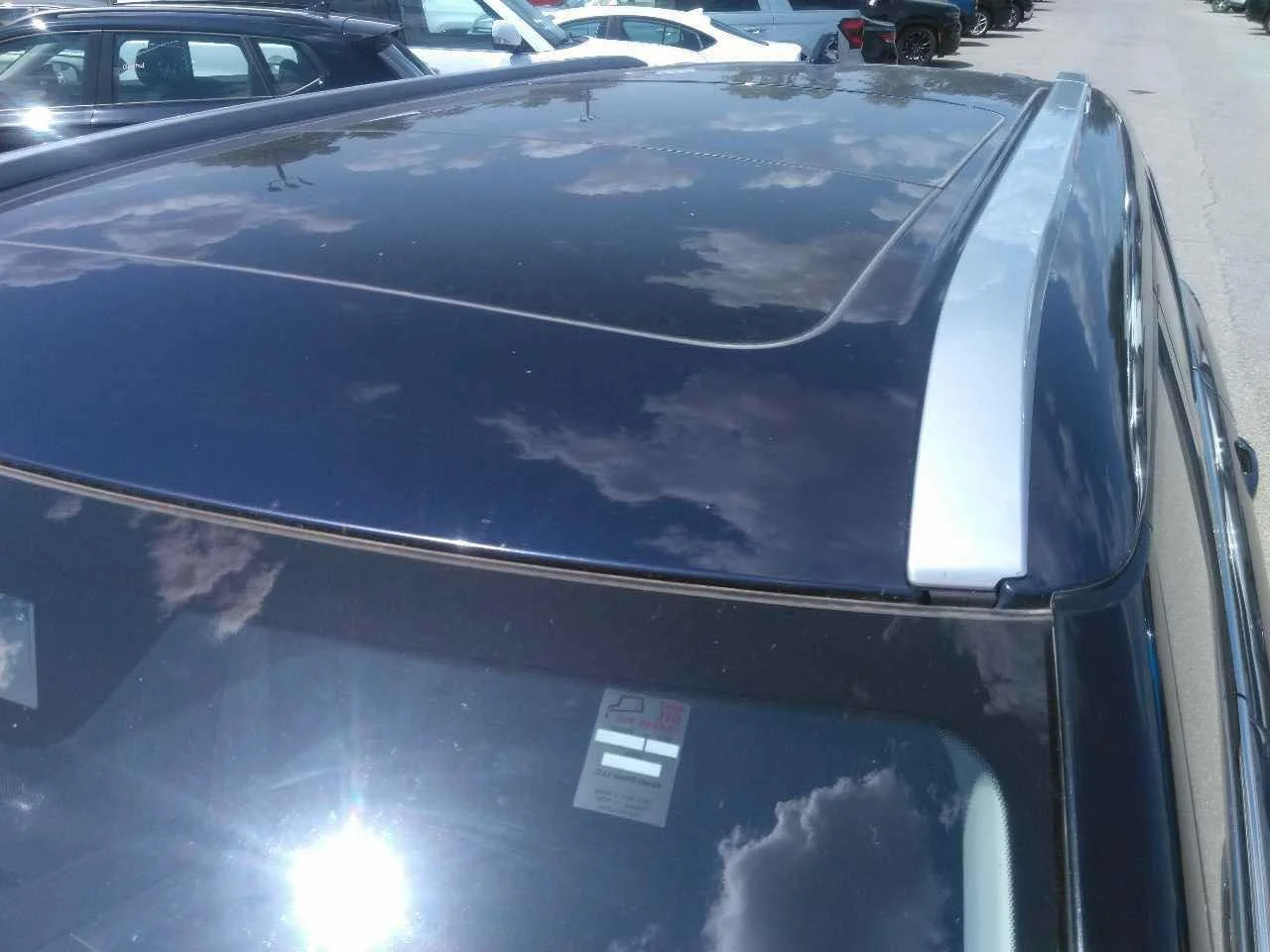 Used 2025  Mitsubishi SEL image 5