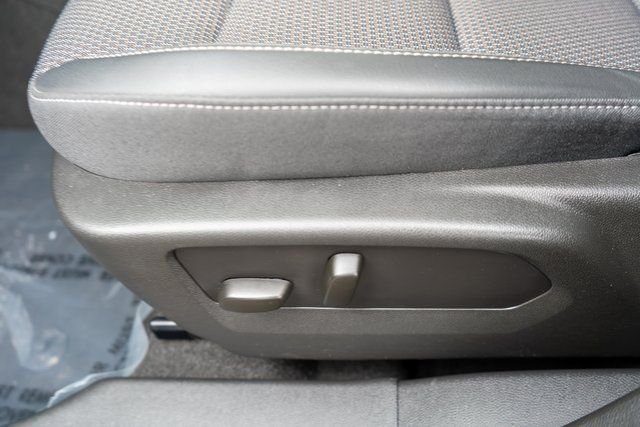 Used 2023 Black Buick Preferred image 20