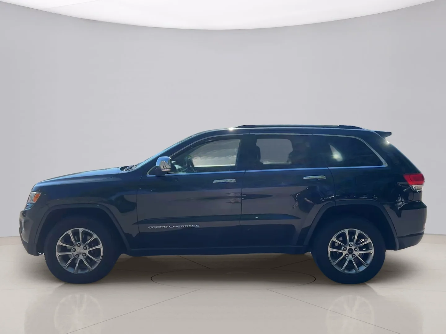 Used 2014 Black Jeep LIMITED image 2