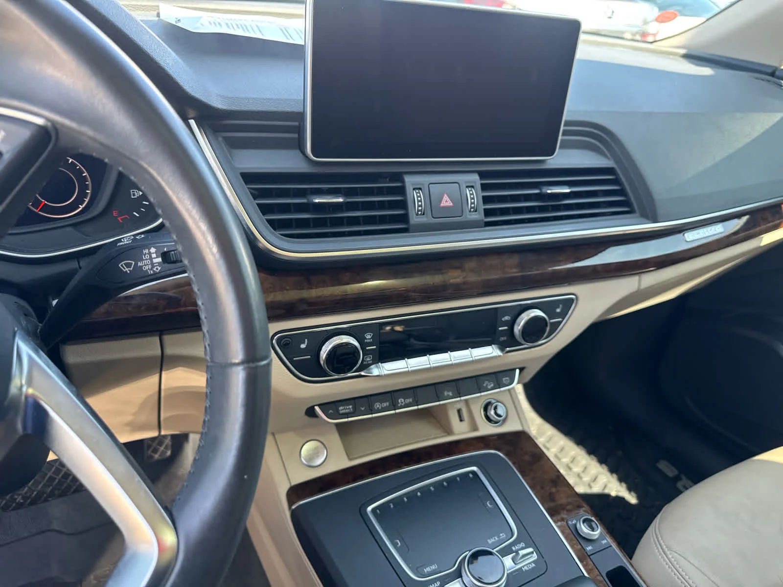 Used 2018 WHITE Audi Premium Plus image 13
