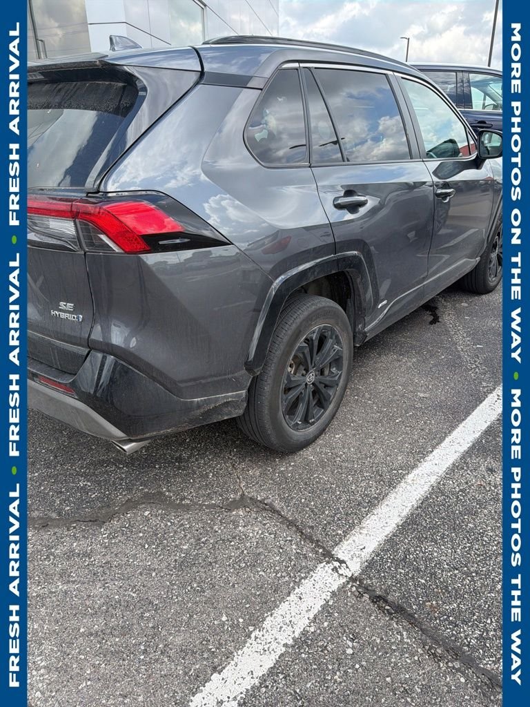 Used 2024 Gray Toyota SE image 4