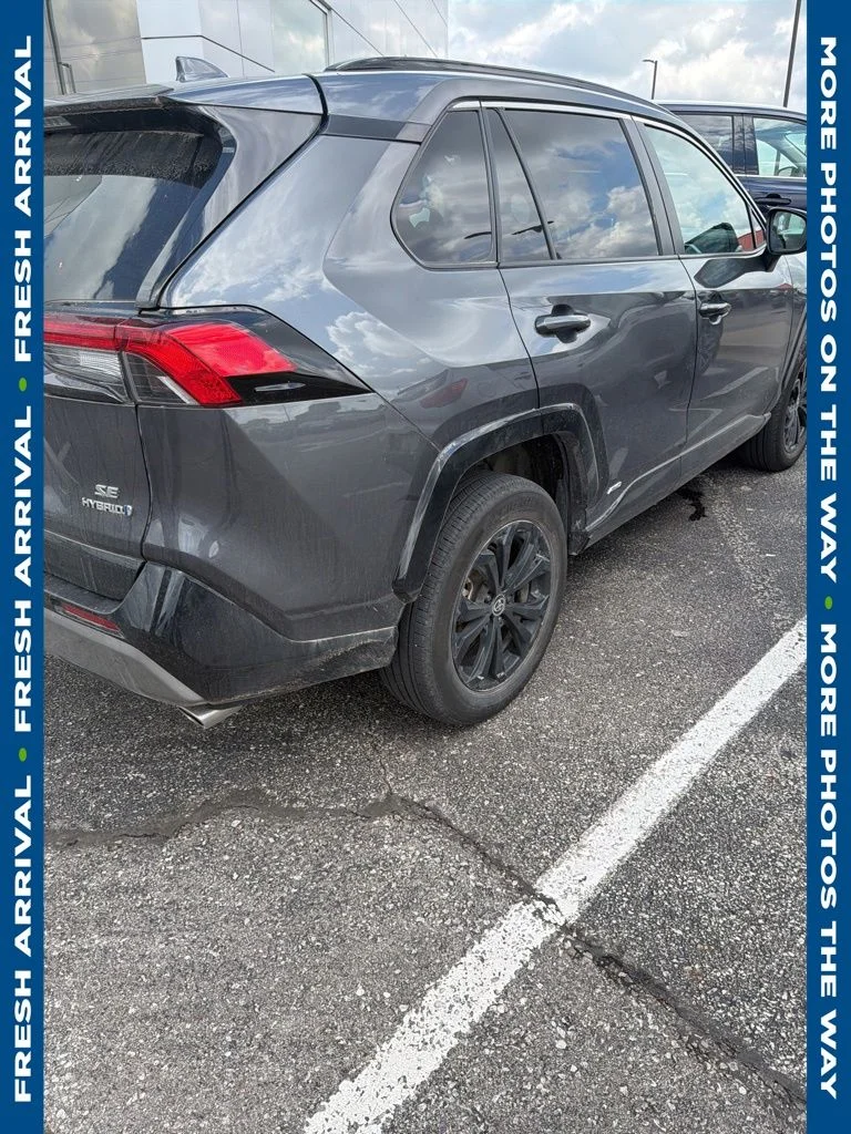 Used 2024 Gray Toyota SE image 4