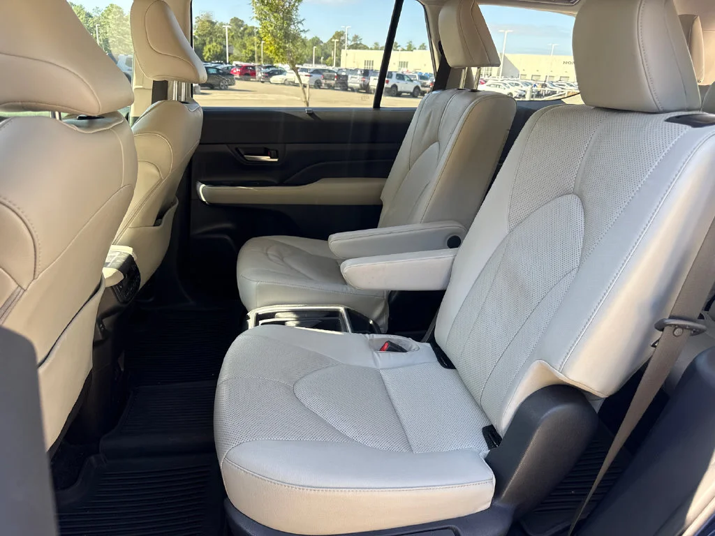 Used 2025 Blueprint Toyota Limited image 32