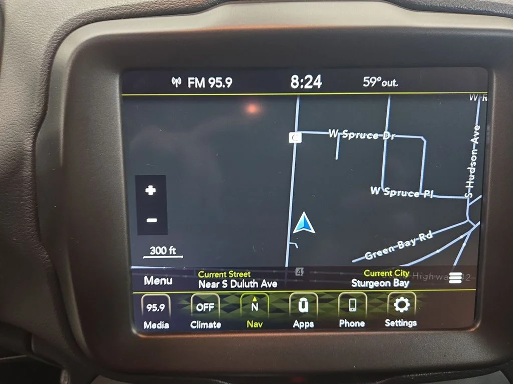 2021 Jeep Renegade Latitude - Photo 19