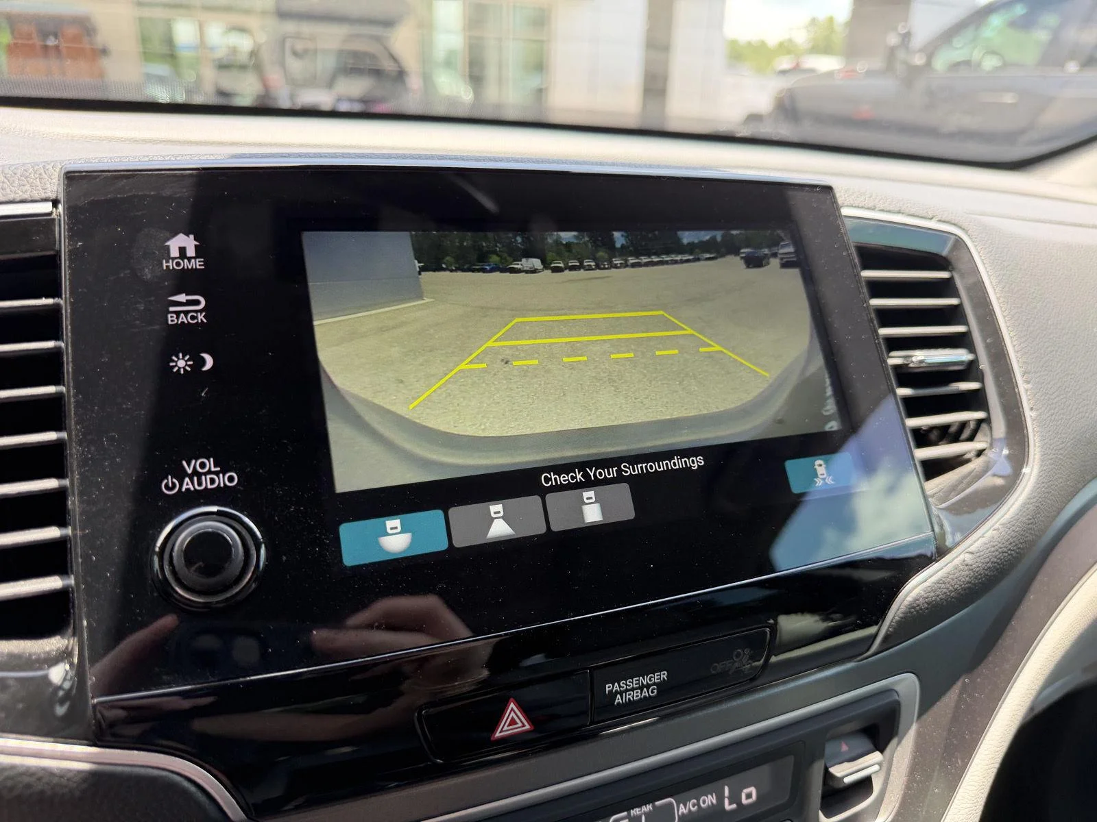 Used 2022 Lunar Silver Metallic Honda EX-L image 12