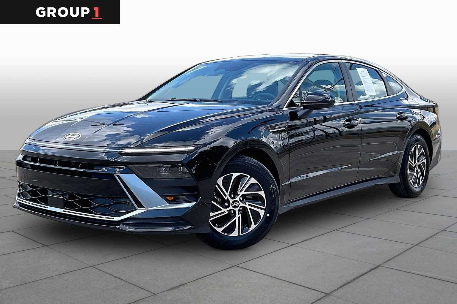 Pre-Owned 2026 Hyundai Sonata Hybrid Blue