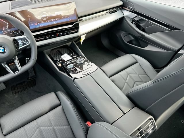 New 2026 Black BMW 530i image 18