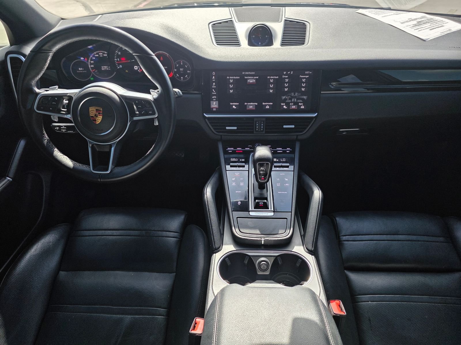 Used 2019  Porsche Base image 20
