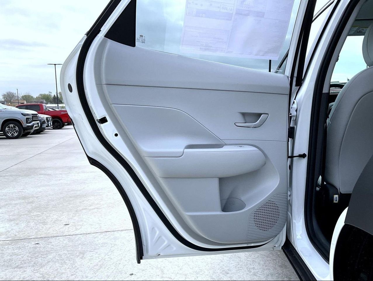 New 2026 White Hyundai SEL Sport image 21