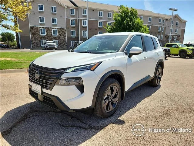2026 Nissan Rogue SV Front-Wheel Drive 2026.5
