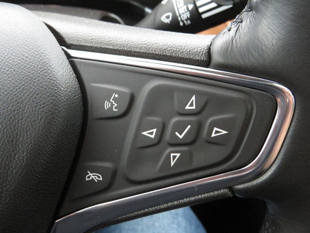Used 2021 Pearl Chevrolet Premier image 32