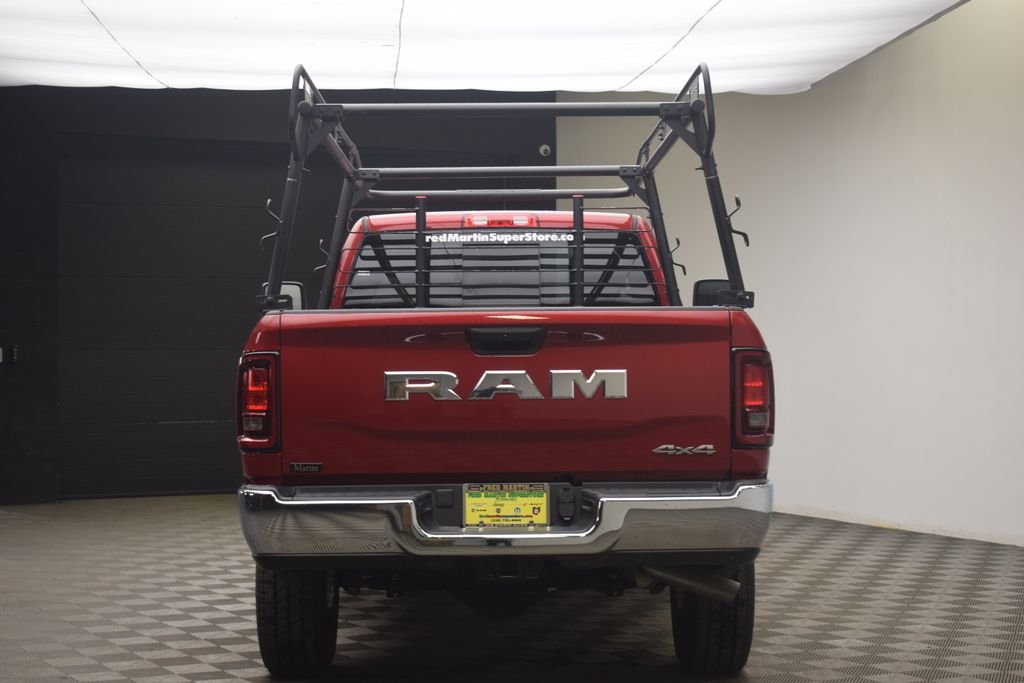 New 2026 Molten Red Pearl-Coat Exterior Paint RAM Tradesman image 9
