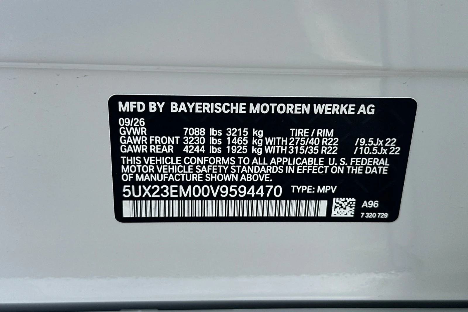 New 2027 Mineral White Metallic BMW xDrive40i image 24