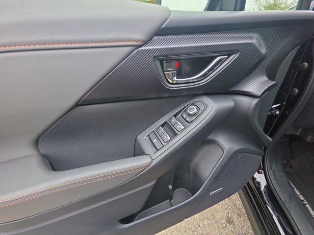 New 2026 CRYSTAL BLACK SILICA Subaru Limited Hybrid image 11