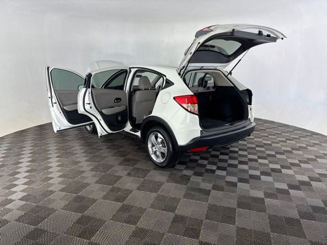Used 2018 White Honda LX image 18