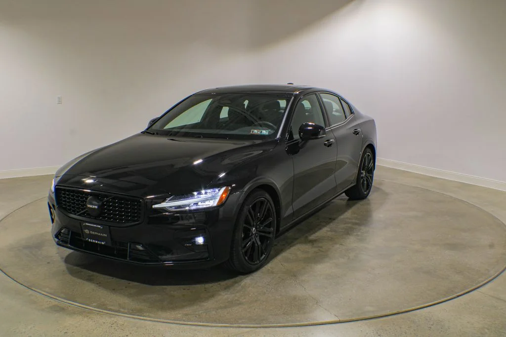 2023 Volvo S60 Plus